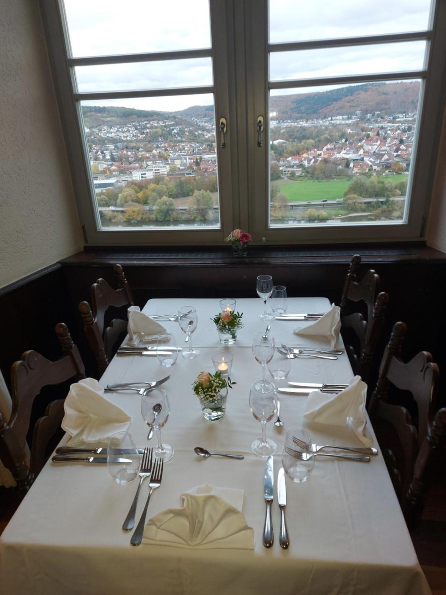 Eventlocation & Hotel Schloss Neuburg Obrigheim 外观 照片